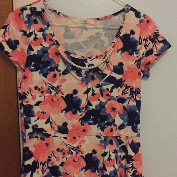 Floral mini dress - Picture 3 of 4